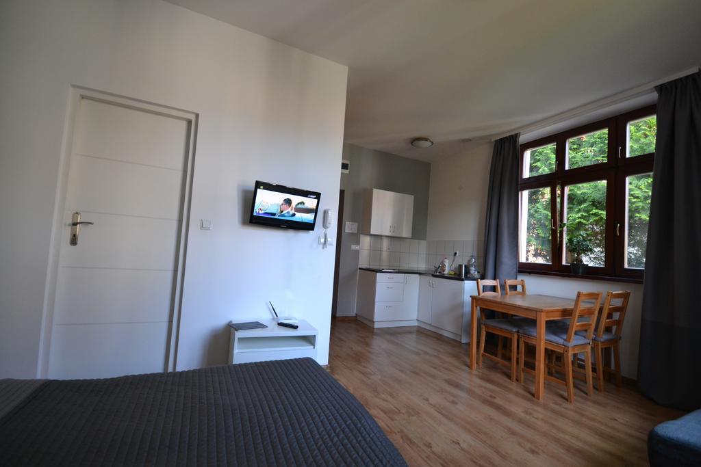 Appartement Beliny 18 *